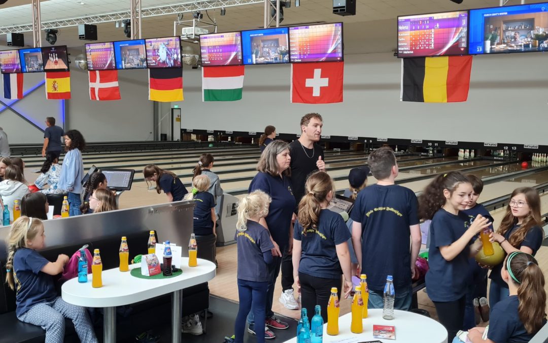 Bowlingschuhe statt Tanzstiefel